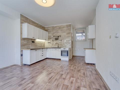 Pronájem bytu 2+kk, Chrást, tř. Čs. odboje, 39 m2