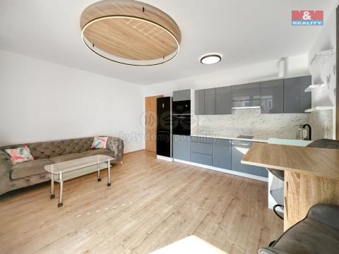 Pronájem bytu 2+kk, Praha - Ruzyně, Huppnerova, 53 m2