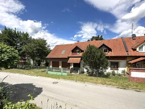 Prodej rodinného domu, Želiv, 244 m2