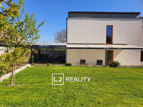 Prodej rodinného domu, Stochov, Boženy Němcové, 202 m2