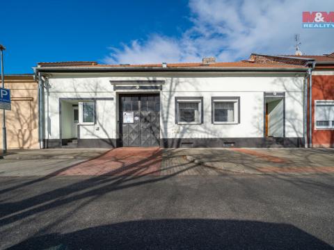 Pronájem výrobních prostor, Prostějov, Husovo nám., 416 m2