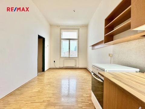 Prodej bytu 3+kk, Pardubice, Hlaváčova, 81 m2
