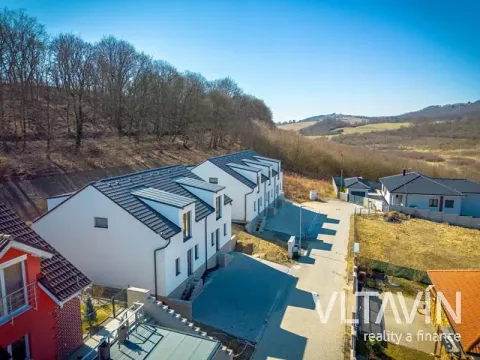 Prodej rodinného domu, Loděnice, Za Vinicí, 114 m2