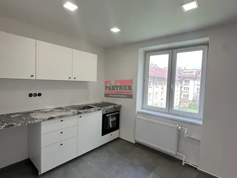 Pronájem bytu 1+1, Sezimovo Ústí, Lipová, 28 m2