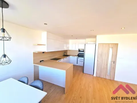 Pronájem bytu 3+kk, Praha - Bohnice, Hlivická, 71 m2