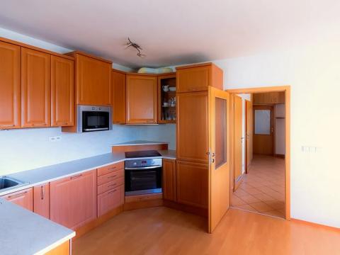 Pronájem bytu 3+kk, Praha - Holešovice, Osadní, 76 m2