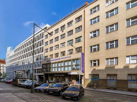 Pronájem kanceláře, Praha - Nové Město, Opletalova, 126 m2
