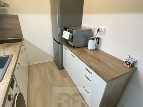 Pronájem bytu 2+kk, Praha - Řepy, Jiránkova, 43 m2