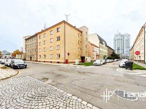 Pronájem bytu 1+1, Olomouc, Jungmannova, 37 m2