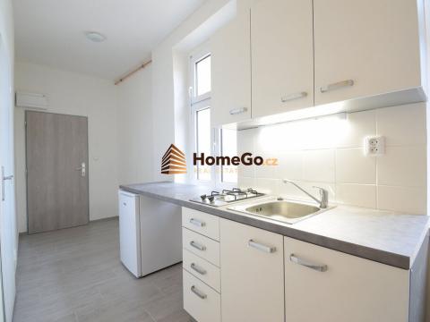 Pronájem bytu 1+kk, Praha - Vršovice, Holandská, 31 m2