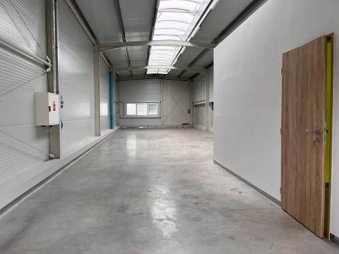 Pronájem výrobních prostor, Brno, Novomoravanská, 178 m2