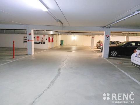 Pronájem garážového stání, Brno, Majdalenky, 12 m2