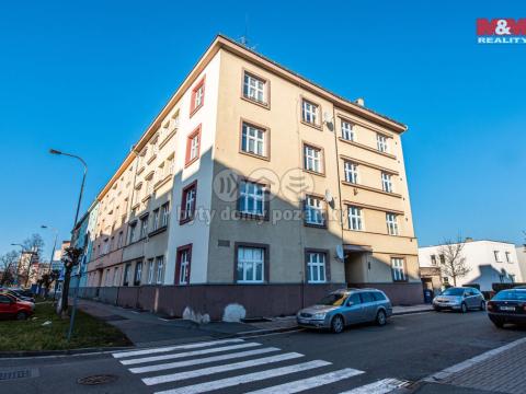 Pronájem bytu 1+1, Hradec Králové - Pražské Předměstí, Albertova, 33 m2
