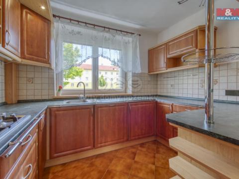 Pronájem bytu 2+1, Ostrov, Hlavní třída, 54 m2