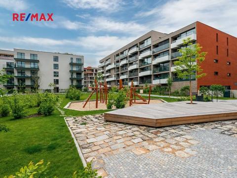 Pronájem bytu 1+kk, Praha - Žižkov, Malešická, 47 m2