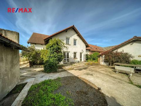 Prodej vícegeneračního domu, Kolín, K Raškovci, 200 m2