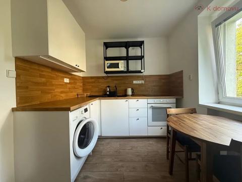 Pronájem bytu 1+1, Uherské Hradiště, Boženy Němcové, 32 m2