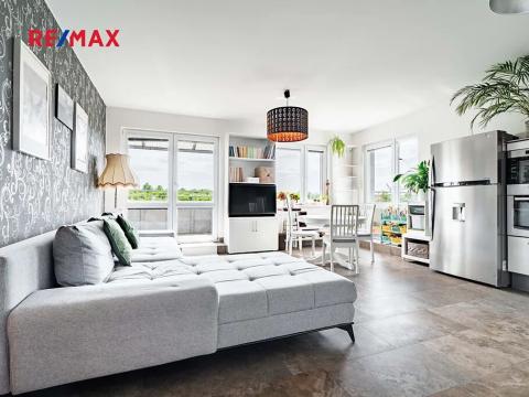 Prodej bytu 4+kk, Praha - Uhříněves, Františka Diviše, 94 m2