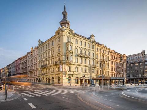 Pronájem kanceláře, Praha - Nové Město, náměstí I. P. Pavlova, 200 m2