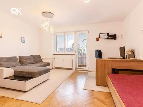 Prodej bytu 3+kk, Králův Dvůr, Pod Hájem, 66 m2