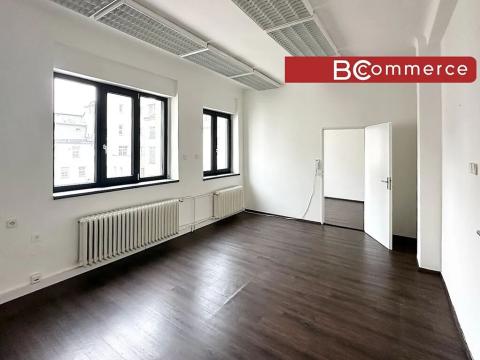 Pronájem kanceláře, Brno, 92 m2