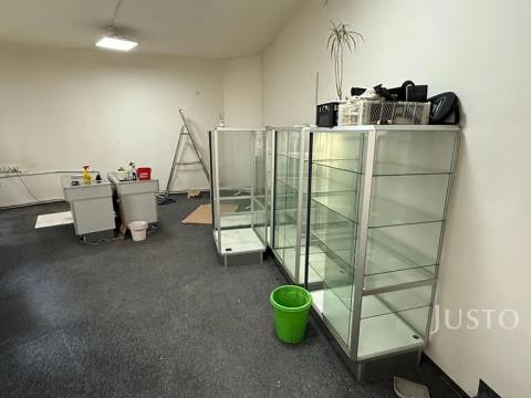 Pronájem kanceláře, Teplice, U Krupské brány, 36 m2