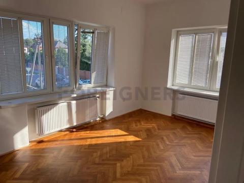 Pronájem bytu 3+1, Pardubice, Wintrova II, 60 m2