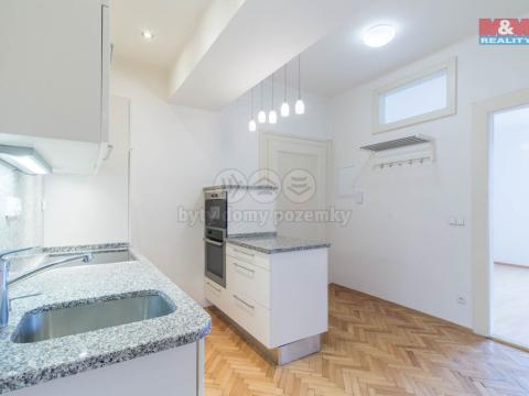 Pronájem bytu 2+kk, Praha, Kyjevská, 48 m2