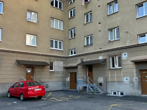 Pronájem bytu 3+1, Klatovy, Koldinova, 75 m2