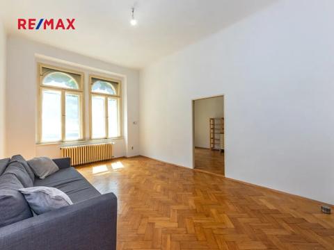 Prodej bytu 3+1, Praha - Vinohrady, Francouzská, 80 m2