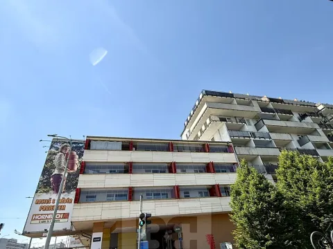 Pronájem bytu 1+kk, Praha - Vysočany, Poděbradská, 39 m2