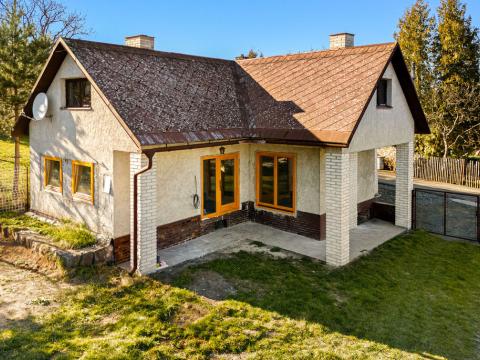 Prodej rodinného domu, Moravec, 130 m2