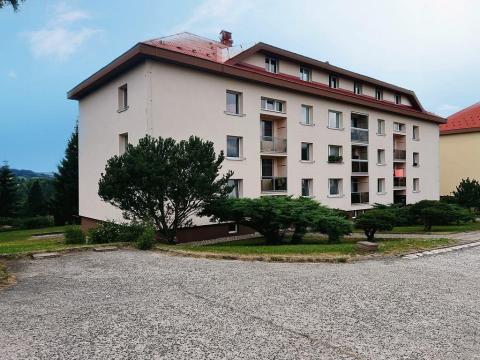 Prodej bytu 3+1, Benešov u Semil, 73 m2