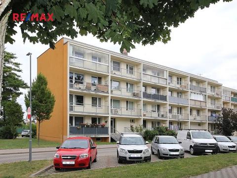 Pronájem bytu 3+1, Nymburk, Generála Antonína Sochora, 55 m2