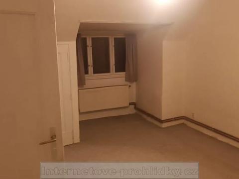 Pronájem bytu 2+kk, Praha - Strašnice, Nad Primaskou, 46 m2