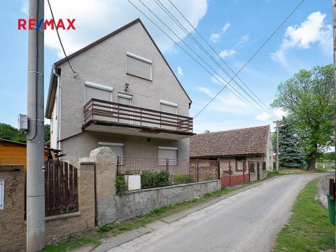 Prodej rodinného domu, Číčovice, 201 m2