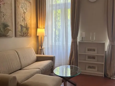 Pronájem bytu 2+1, Praha - Vinohrady, Rybalkova, 72 m2