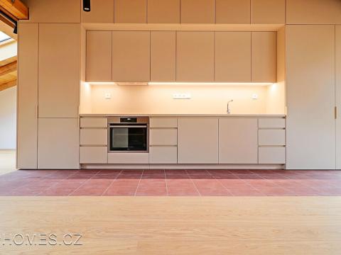 Pronájem bytu 1+kk, Praha - Nové Město, Podskalská, 97 m2