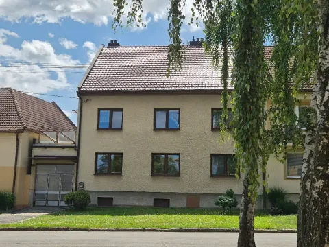 Prodej rodinného domu, Uherské Hradiště, Na Návsi, 250 m2