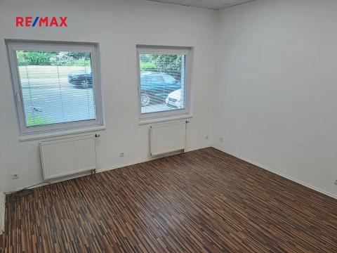 Pronájem kanceláře, Praha - Řepy, Třanovského, 34 m2