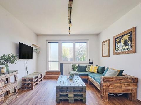 Pronájem bytu 2+kk, Praha - Dubeč, Dubeckého, 53 m2