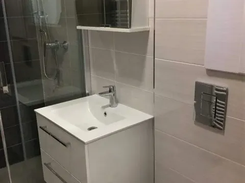 Pronájem bytu 1+kk, Zlín, Štefánikova, 26 m2