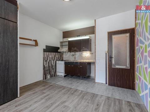 Prodej bytu 1+1, Klatovy - Klatovy IV, Suvorovova, 41 m2