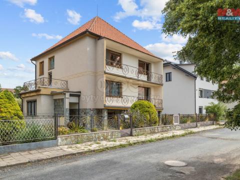 Prodej rodinného domu, Kněževes, Jižní, 140 m2