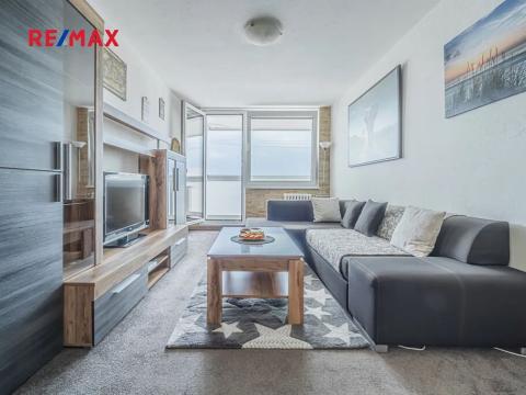 Pronájem bytu 2+kk, Praha - Horní Měcholupy, Milánská, 49 m2