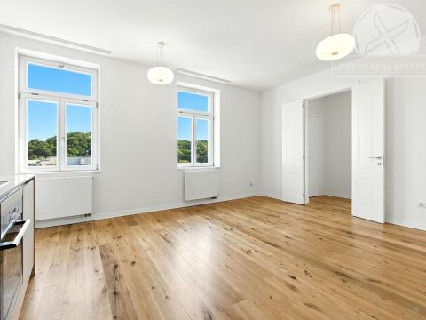 Prodej bytu 3+kk, Praha - Smíchov, Kmochova, 70 m2