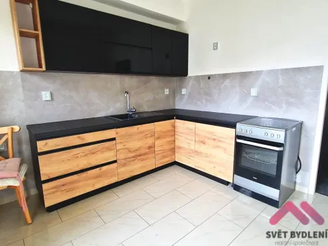 Pronájem bytu 3+1, Praha - Holešovice, Dělnická, 89 m2