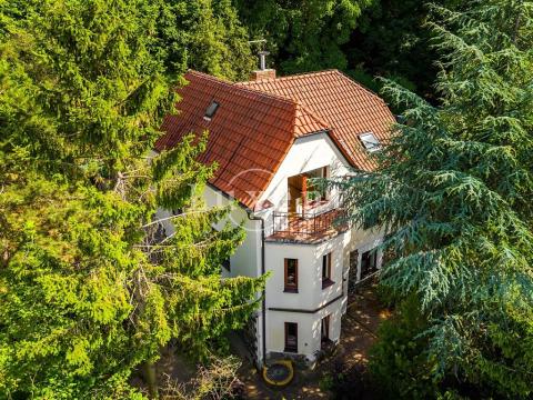 Prodej rodinného domu, Praha - Modřany, Na Floře, 239 m2