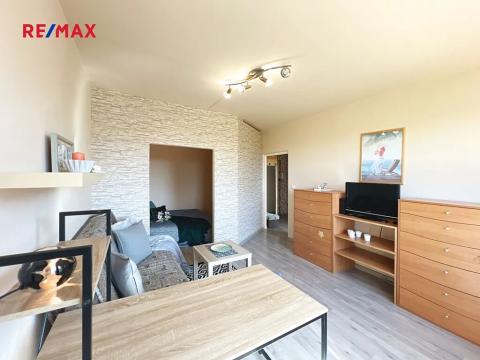 Pronájem bytu 2+kk, Praha - Hostivař, plukovníka Mráze, 40 m2