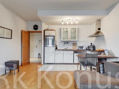 Pronájem bytu 2+kk, Praha - Dejvice, Heinemannova, 57 m2